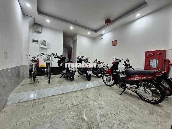 6 tầng thang máy/5 phòng master /full nội thất .Dòng tiền 30tr/th