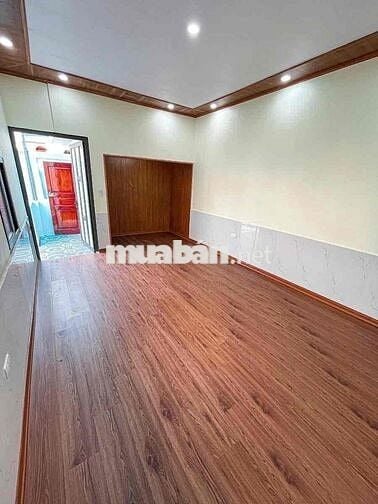 Nhà đẹp 5 tầng ,4 ngủ rộng đang cho thuê kín .Thu nhập 15tr/tháng