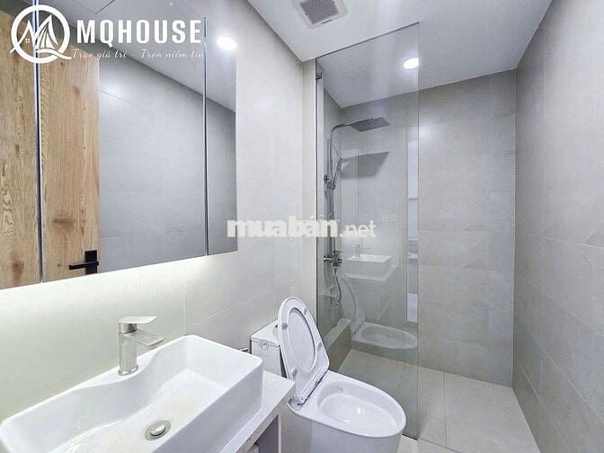 Căn hộ full nội thất tách bếp ban công thoáng mát Nguyễn Trãi Quận 5