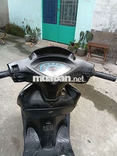 Xe hảng hon đa còn nguyên bản