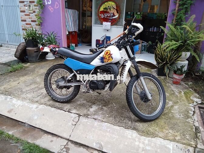 XE MOTO YAMAHA - DT 175