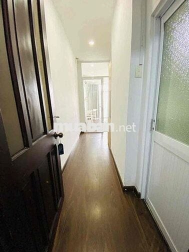 Căn hộ 1Pn tách bếp ban công view thoáng, full nội thất, tiện qua Q1,3