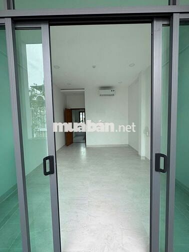 Cho thuê nhà MT đường Cô Giang, P Cô Giang, Q1, 4x20m T+3L +4PN +5wc