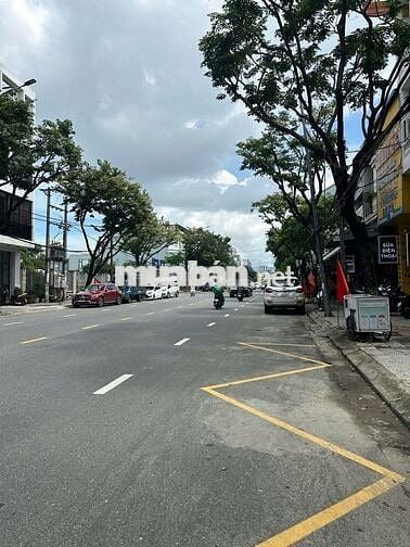 NGUYÊN CĂN MẶT TIỀN LÊ ĐÌNH LÝ, VỊ TRÍ ĐẮC ĐỊA.