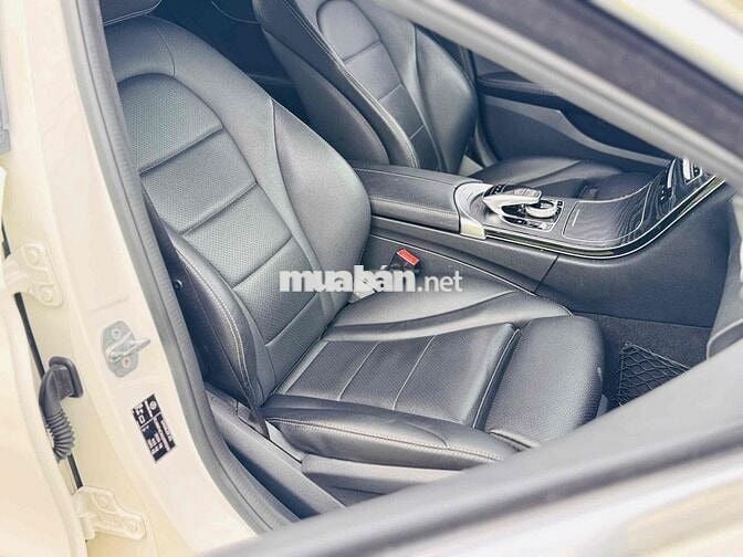Mercedes C200 2018 Lướt 69.000 km