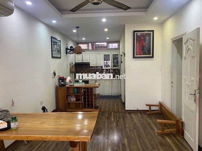 Hiếm Bán tập thể phố Yên Thế, nội thất cực xịn, ở ngay, 125m2 3.25 tỷ