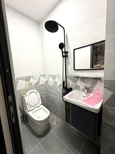 Nhà Kiều Đàm, KDC Hiện Hữu, 02 Tầng, DT 4x10m