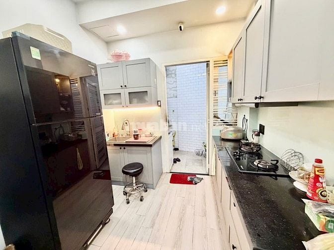 ⭐️Nhà 3 lầu đẹp Cao Cấp cách Mặt tiền Đường Nguyễn Đình Chiểu 30m, P3
