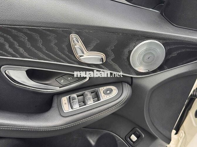 Mercedes C200 2018 Lướt 69.000 km