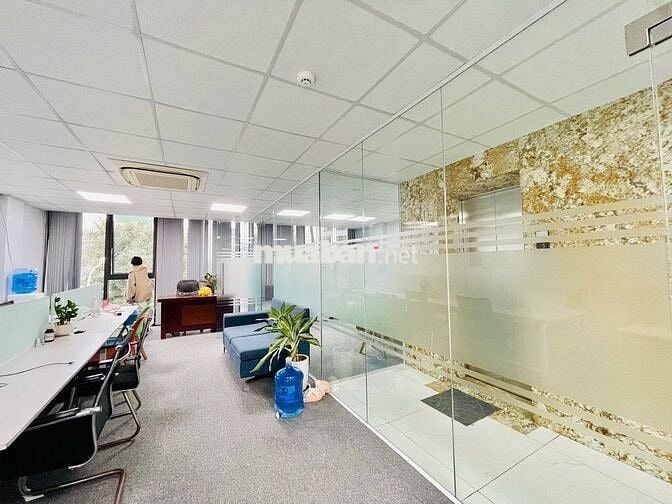 Còn 1 sàn Vũ Tông Phan 120m2 16tr lô góc view kính trần 3m3