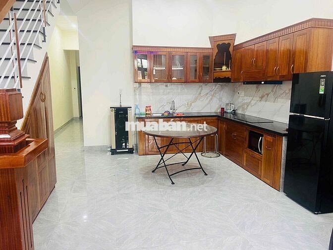 Cho thuê nhà MT Hói Kiểng Hoà Quý NHS 5pn