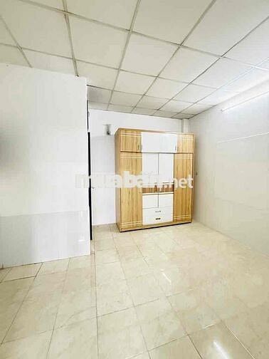 Nguyên Hồng | 51m2(4.5X11) | Gần mặt tiền | nhà còn mới ở ngay | 4.78T