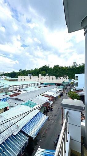 Cho thuê nhà vừa ở vừa Kinh Doanh ngay chợ Phương Sài Nha Trang
