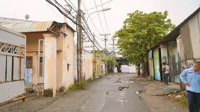 Cho thuê kho xưởng giá rẻ tại Nguyễn Văn Quá, P. Đông Hưng Thuận, Q.12