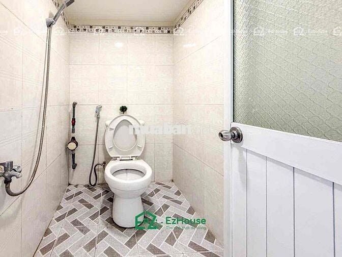 Phòng gác lửng ban công mới cứng 100%