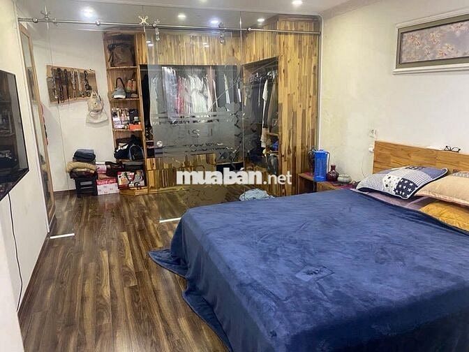 Hiếm Bán tập thể phố Yên Thế, nội thất cực xịn, ở ngay, 125m2 3.25 tỷ