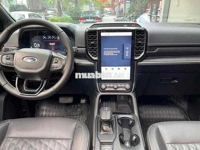CẦN BÁN FORD EVEREST PLATIUM SX 2025 CÓ VAT CAO