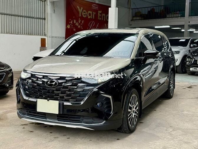 Hyundai Custin 2023 2.0 Cao cấp - 48000 km