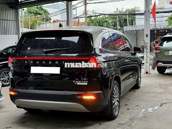 Hyundai Custin 2023 2.0 Cao cấp - 48000 km