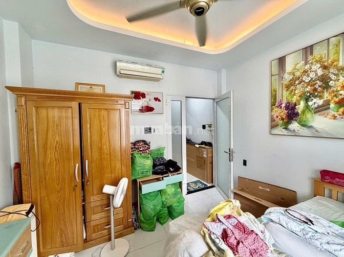 ⭐️Nhà 3 lầu đẹp Cao Cấp cách Mặt tiền Đường Nguyễn Đình Chiểu 30m, P3