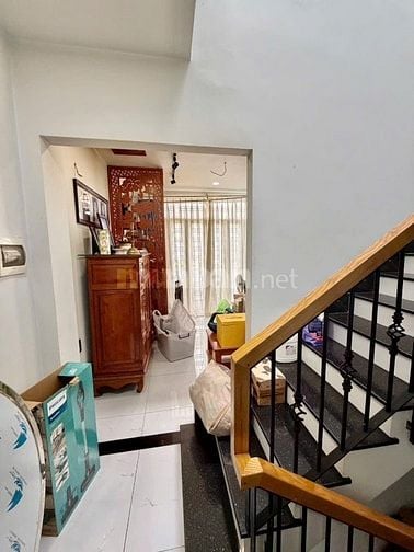 ⭐️Nhà 3 lầu đẹp Cao Cấp cách Mặt tiền Đường Nguyễn Đình Chiểu 30m, P3