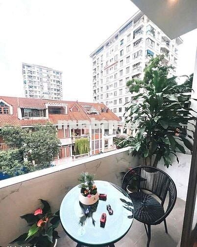 NHÀ ĐỘI NHÂN-BA ĐÌNH-55M2-5 TẦNG-26,5 TỶ-HAI THOÁNG-Ô TÔ TRÁN.