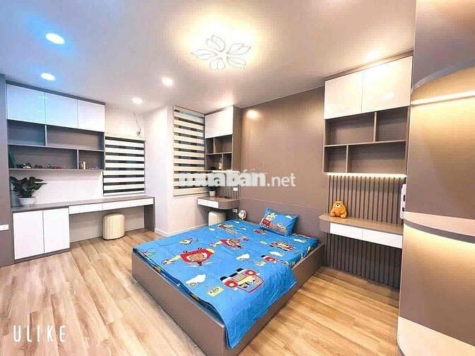 NHÀ ĐỘI NHÂN-BA ĐÌNH-55M2-5 TẦNG-26,5 TỶ-HAI THOÁNG-Ô TÔ TRÁN.