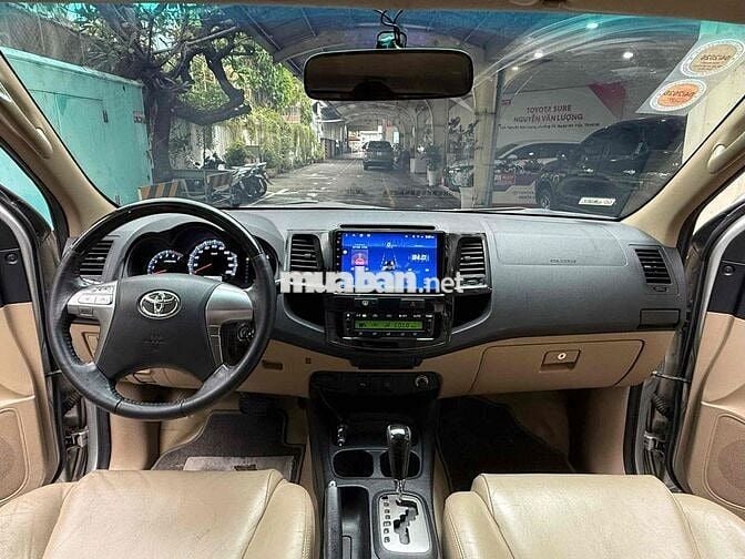 Toyota Fortuner 2014 2.7V 4x2 AT - 112900 km