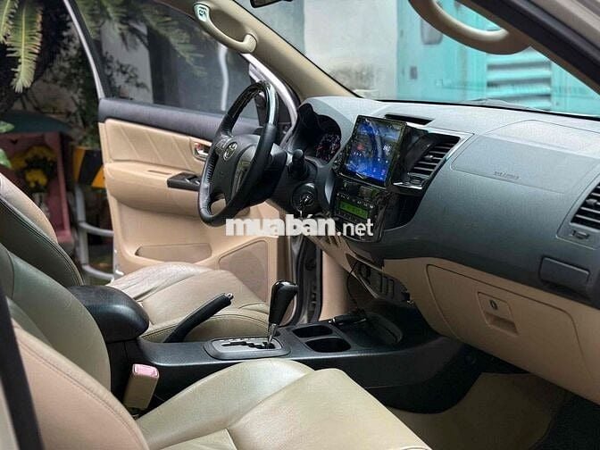Toyota Fortuner 2014 2.7V 4x2 AT - 112900 km