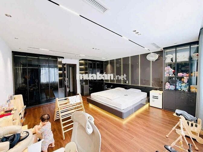 TOÀ NHÀ VP HẠNG A LẠC TRUNG – 70M² x 8 TẦNG THANG MÁY – PHÂN LÔ VỈA HÈ