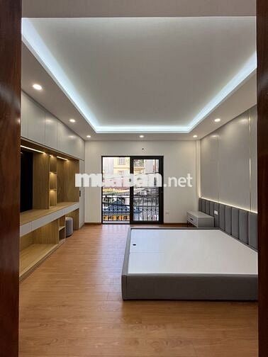 VỊ TRÍ CỰC ĐẸP - 10m ra mặt đường kinh doanh, chợ, bãi ô tô, trường ĐH