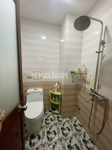 Định cư cần bán nhàPhan Văn Khoẻ Q6 65m2,980 triệu kếTTH châu văn liêm