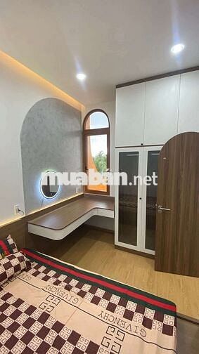 Nhà 1 trệt 1 lầu mới xây full nội thất Phường 8 Vĩnh Long