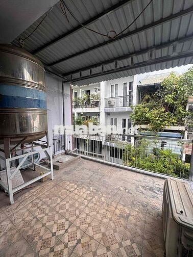 CHO THUÊ CĂN HỘ BAN CÔNG 2PN + 1WC FULL NỘI THẤT NGAY CV LÊ THỊ RIÊNG