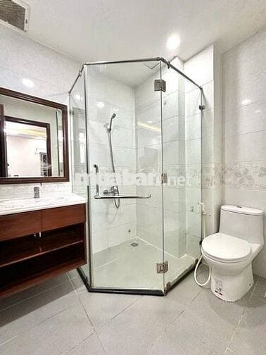 CĂN HỘ FULL NỘI THẤT CAO CẤP - LƯU NHÂN CHÚ - QUẬN TÂN BÌNH