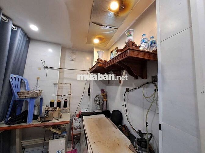 Bán Nhà Ở Chính Chủ Đúc Kiên Cố Full Nội Thất (Còn Thương Lượng)