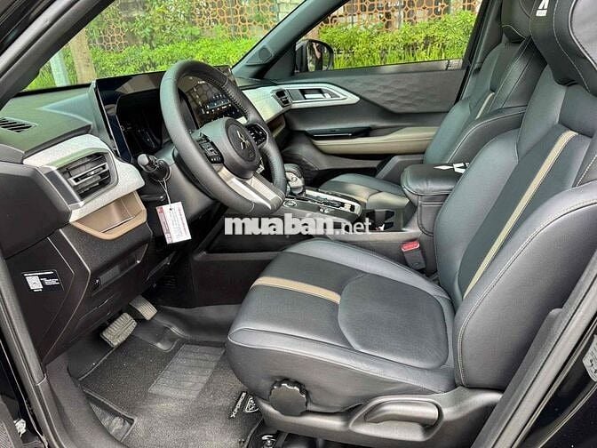 Mitsubishi Xpander 2024 Premium zin 1,6vạn km Mới