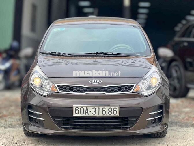 🔴 Kia Rio 2015 1.4 AT Hatchback - 46000 km