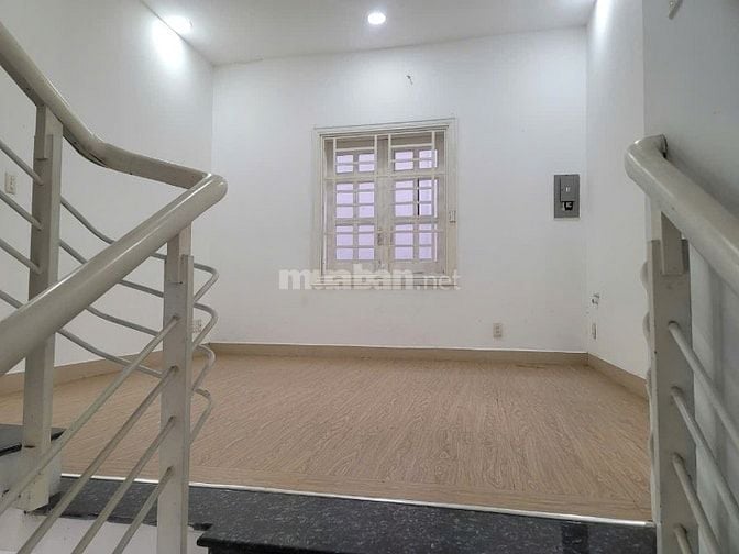 Cho thuê Biệt thự Mặt tiền ~700m2 Khu Phan Xích Long, Quận Phú Nhuận.