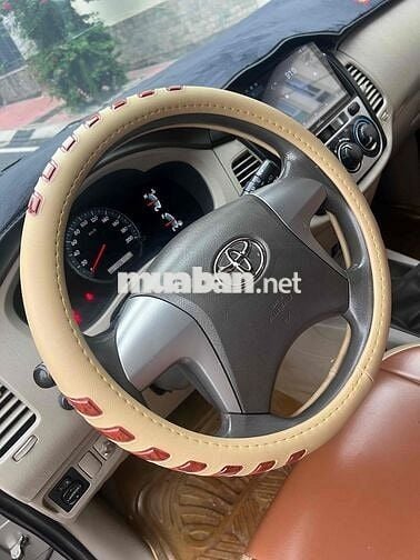 Toyota Innova 2015 - 138000 km