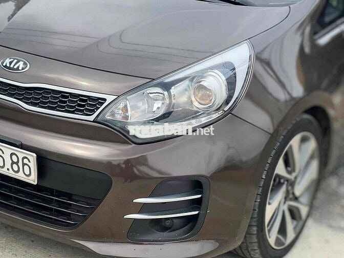 🔴 Kia Rio 2015 1.4 AT Hatchback - 46000 km