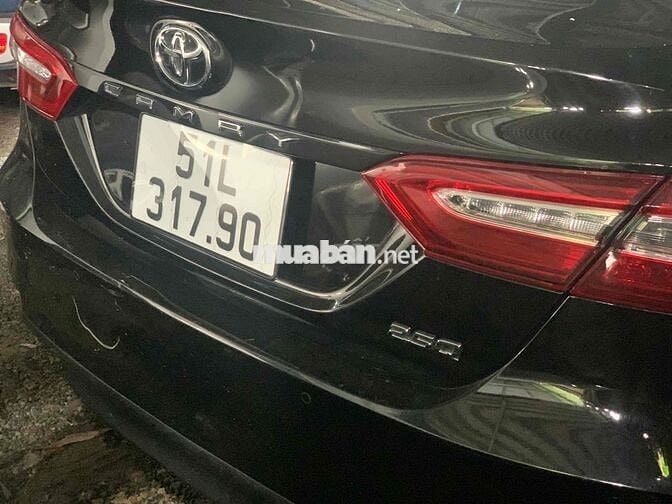 Toyota Camry 2021 2.5Q - 90000 km