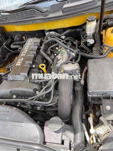 Hyundai Genesis 2010 Coupe 2.0 AT - 82000 km