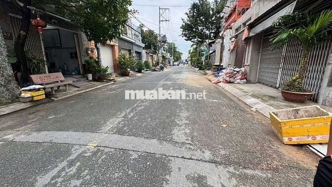 Nhà SHR 5m x 26m. Đúc 1 lầu 4PN Mặt tiền Đường Hiệp Thành 18