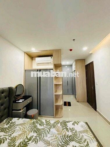 cho thuê căn CT9 VĐT Nha Trang view hồ bơi