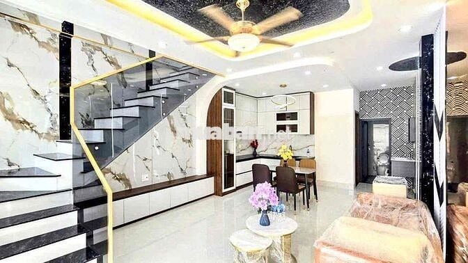HÀNG SIÊU HIẾM – VỊ TRÍ VÀNG – GIÁ TỐT KHÓ TÌM! . A Hạnh LV Chính