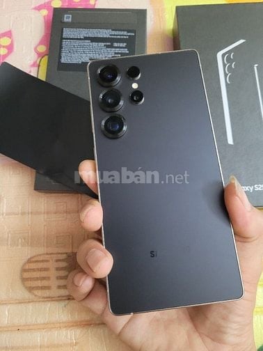 S25 ultra 256G nhớ. 12G ram màu đen mới 99.99%