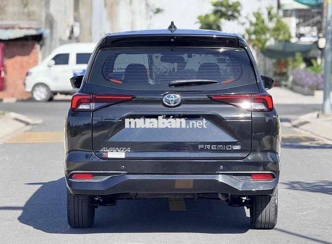 Can Ban Toyota Avanza Premio 2022 CVT