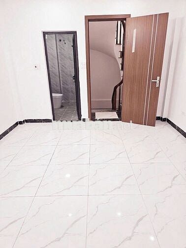 CẦN BÁN NHÀ PHÚC LỢI LONG BIÊN HÀ NỘI.