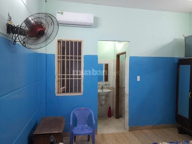 Cho thuê phòng 2,7 triệu/tháng,hẻm 330/...Bình Trị Đông, Q.Bình Tân